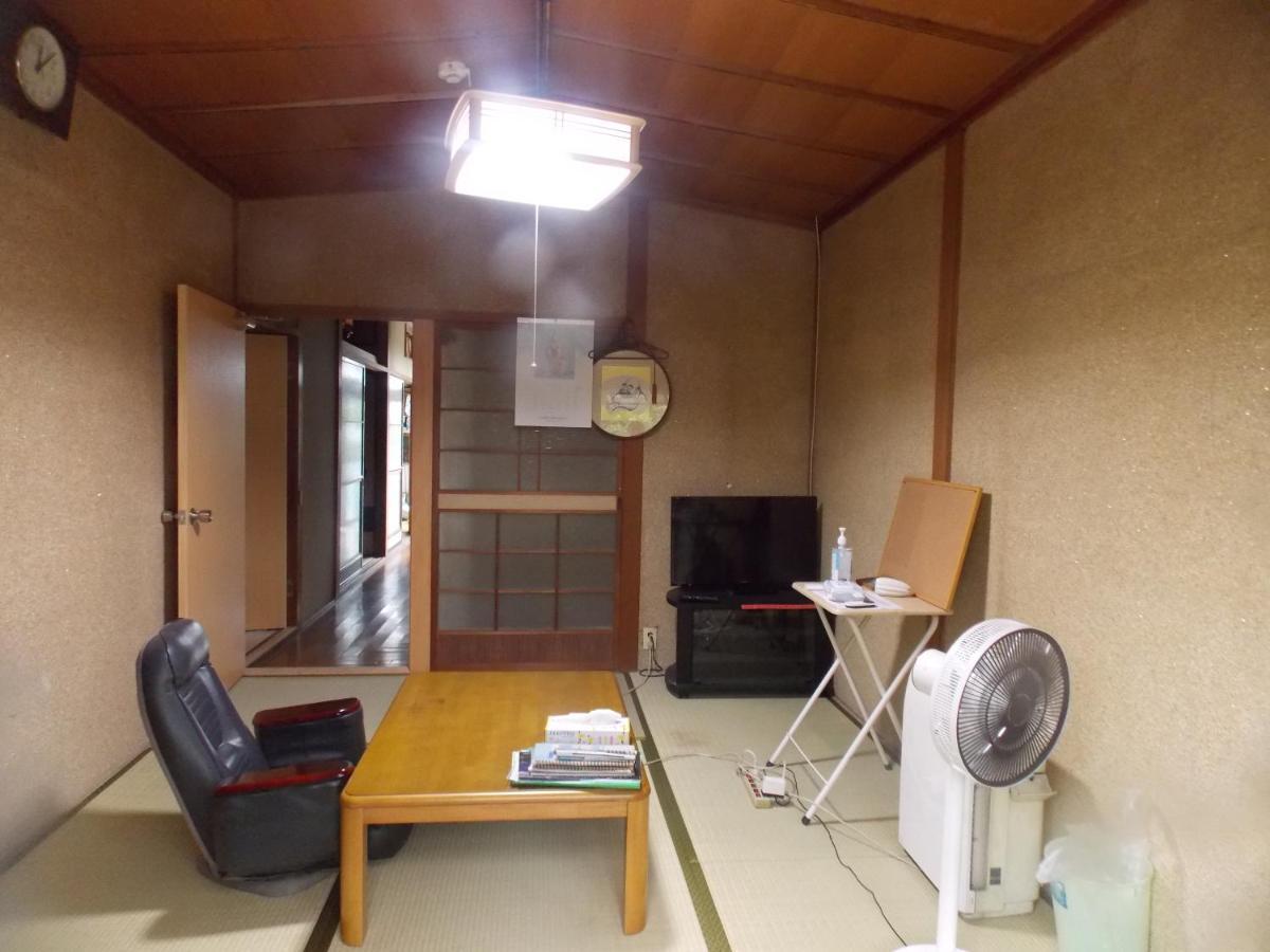 מטסויאמה Hojo Suigun Youth Hostel מראה חיצוני תמונה